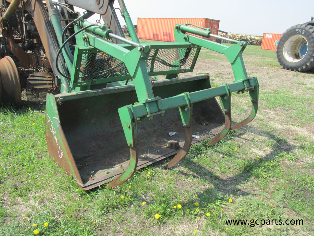 741 LOADER 7FT W/ GRAPPLE